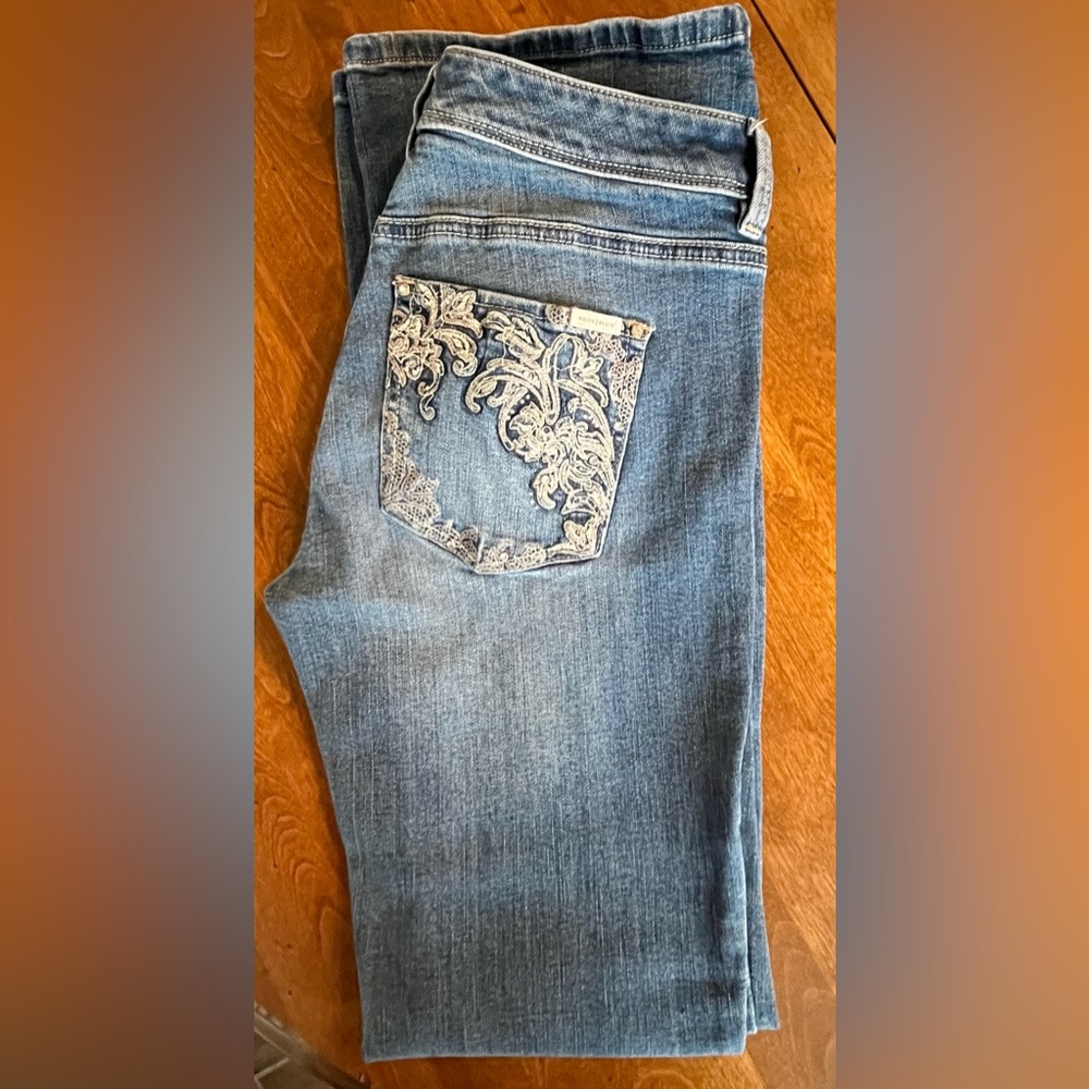 White House Black Market Flare Jeans with Lace Detail 2S 2P - Picture 3 of 6